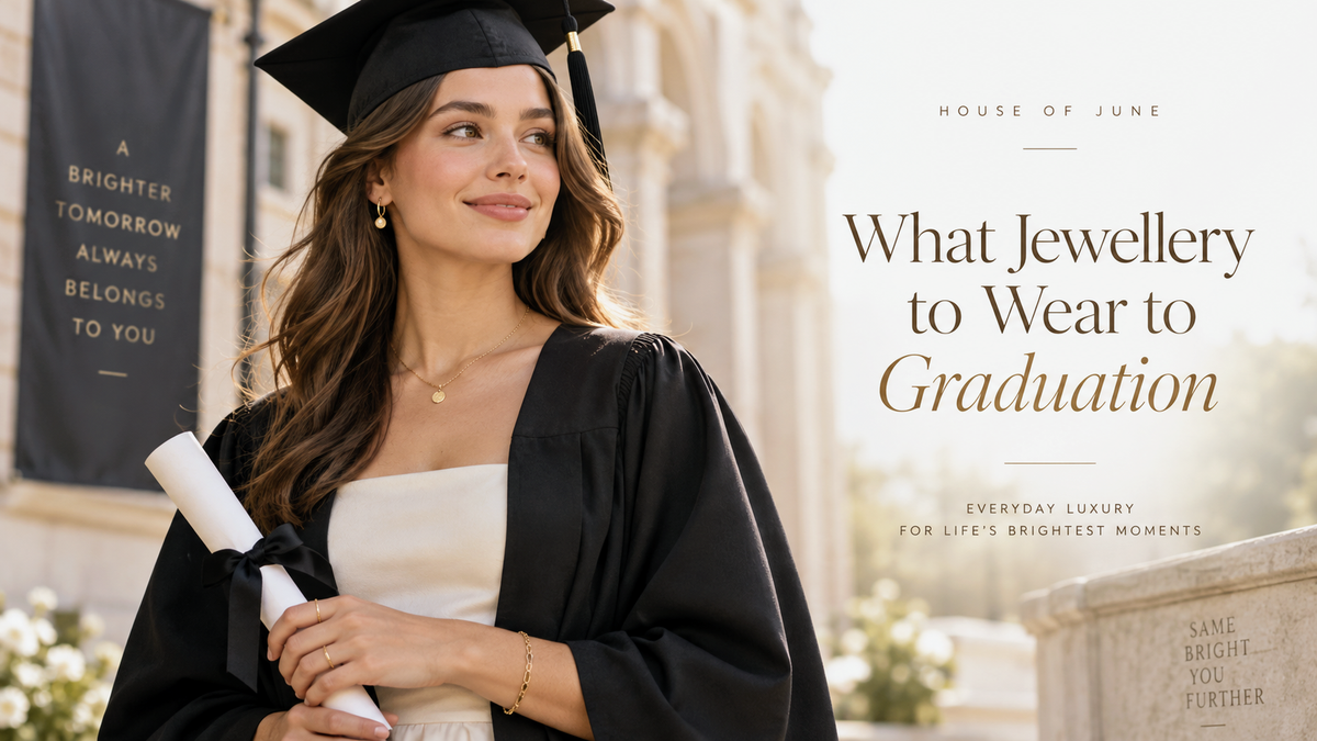 What Jewellery to Wear to Graduation