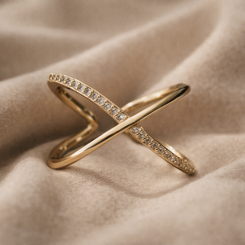 Luna Cross Ring