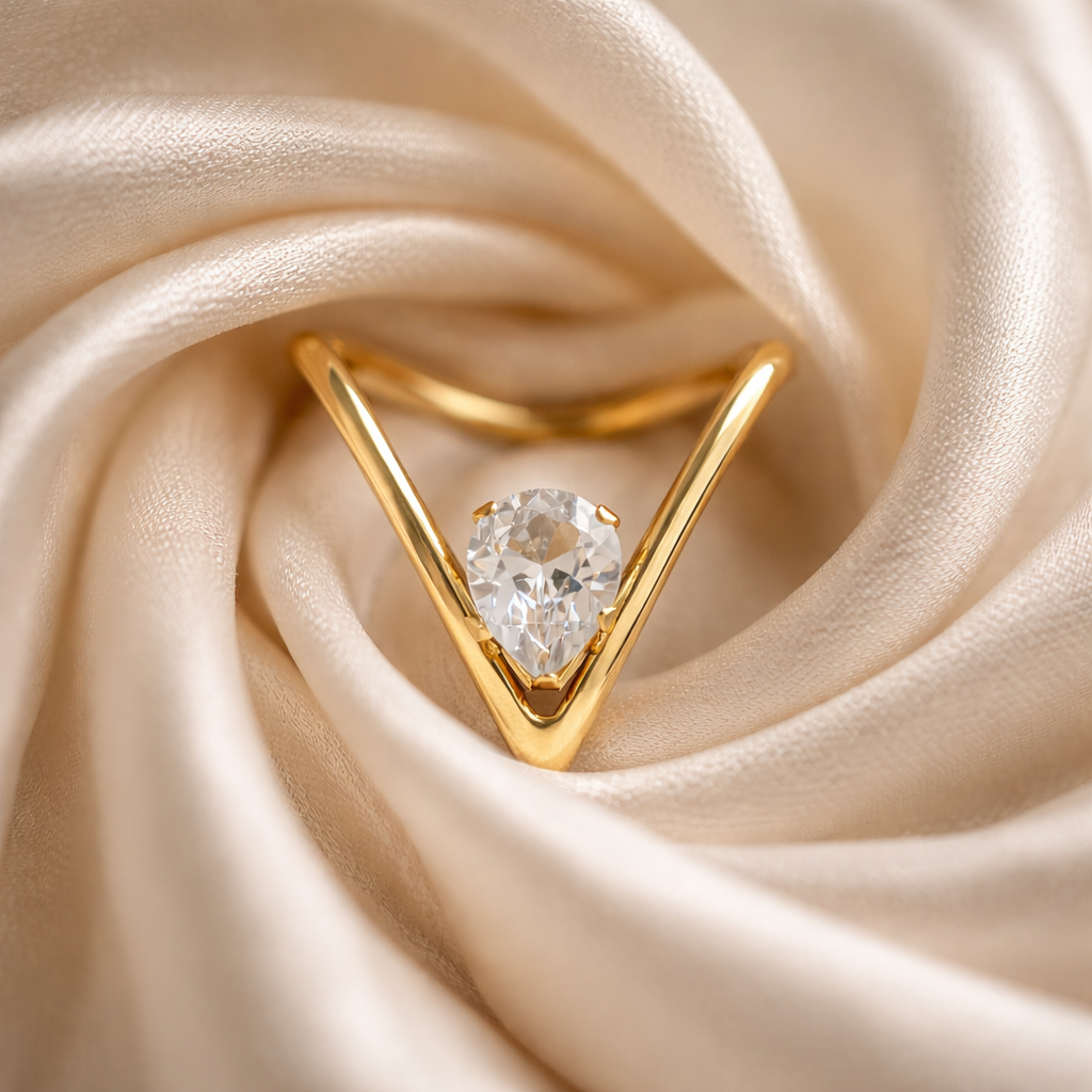 Vela Solitaire Ring