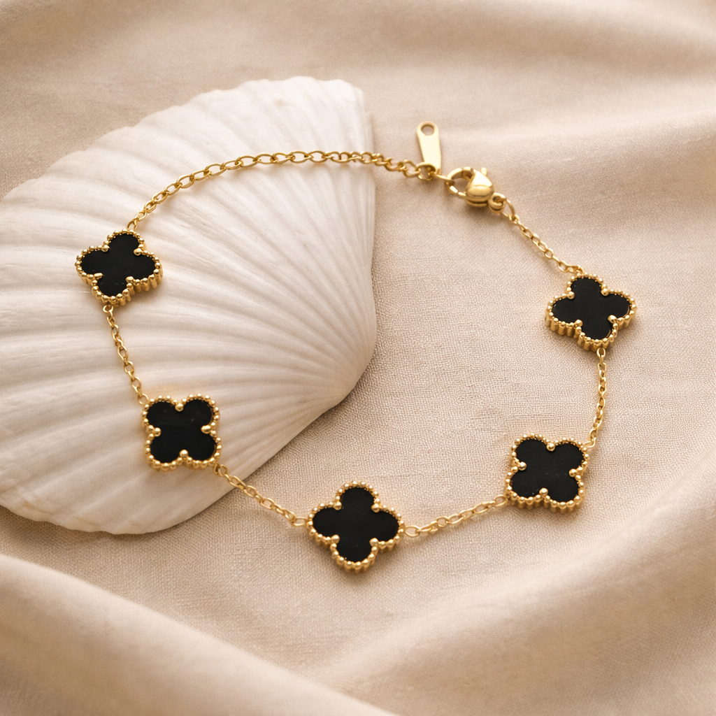 Noire Celeste Clover Bracelet