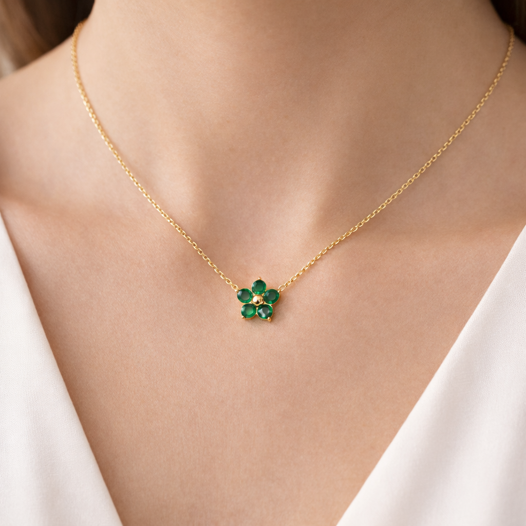 Verena Clover Necklace