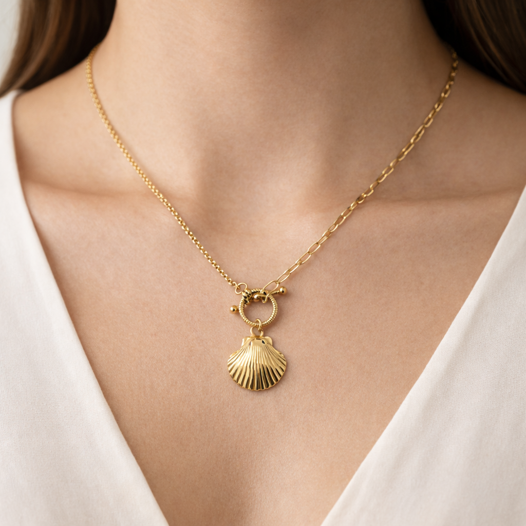 Maris Shell Necklace