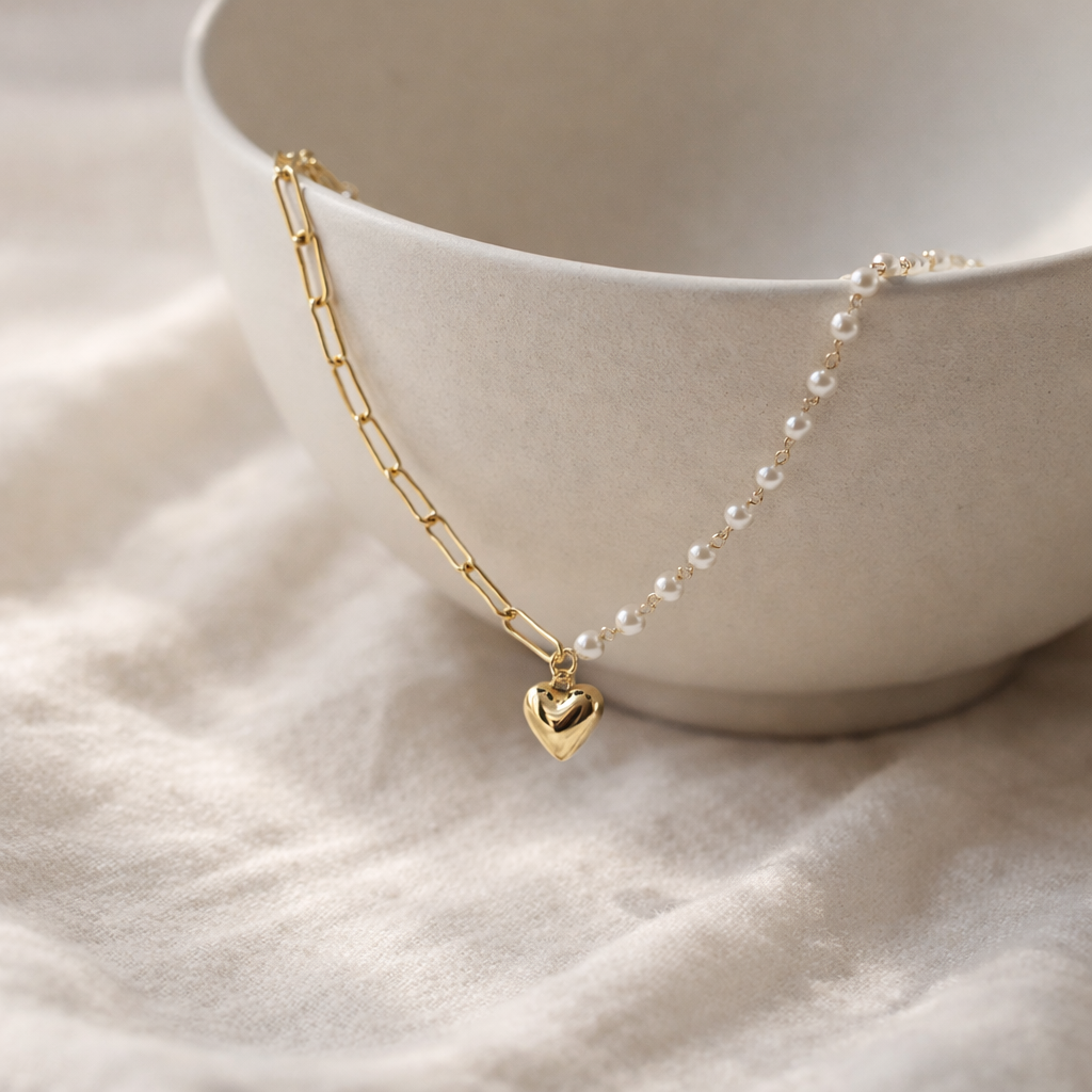 Amelie Pearl Heart Necklace