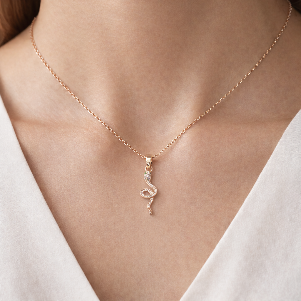 Serpentina Crystal Necklace