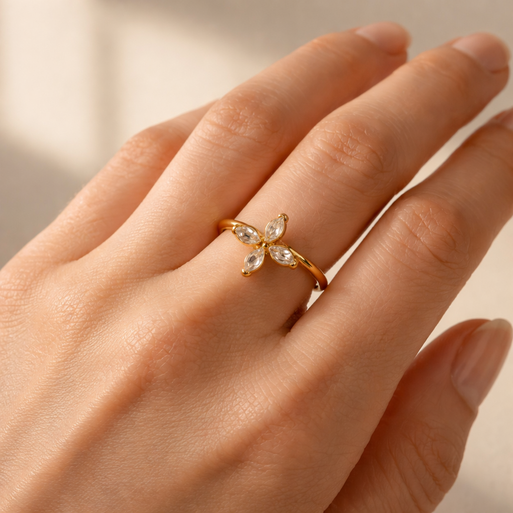 Fleure Gold Blossom Ring